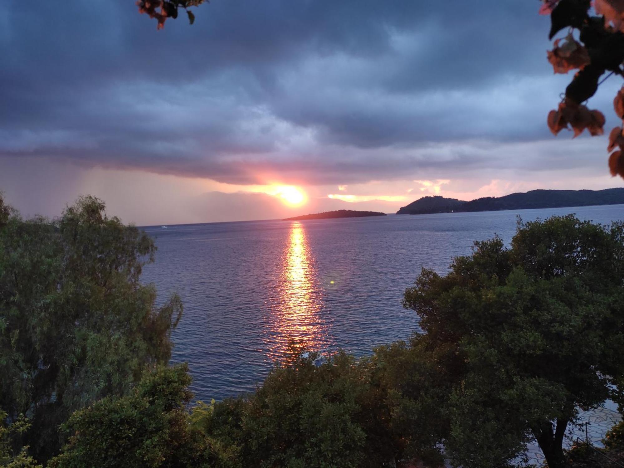 Korakias Seaview Villa Yénion Exterior foto