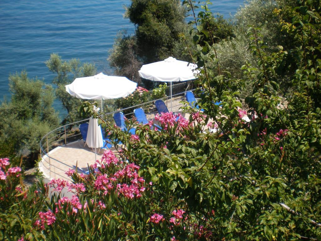 Korakias Seaview Villa Yénion Exterior foto